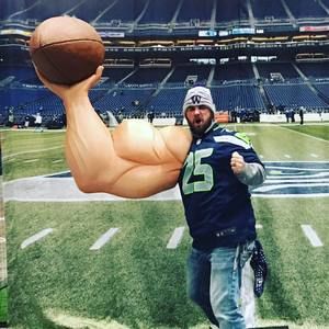 Meet your Posher, Daniel